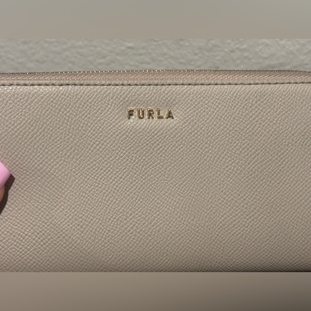 Furla Beige Textured Wallet - Picture 2 of 16
